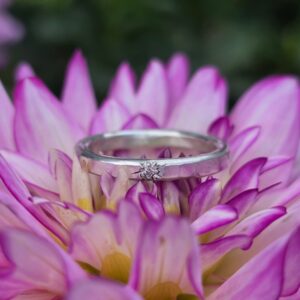 You little star ring, sterling silver and diamond. Size  L